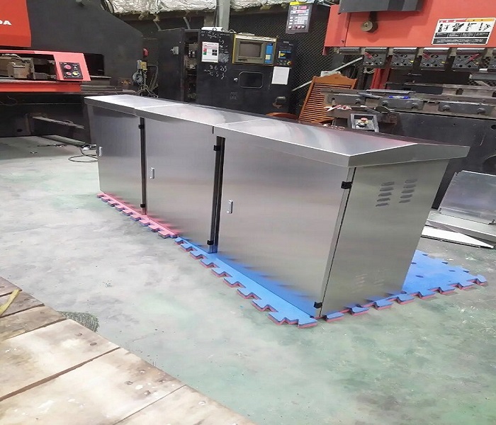 sản xuất vỏ tủ điện inox sơn hà