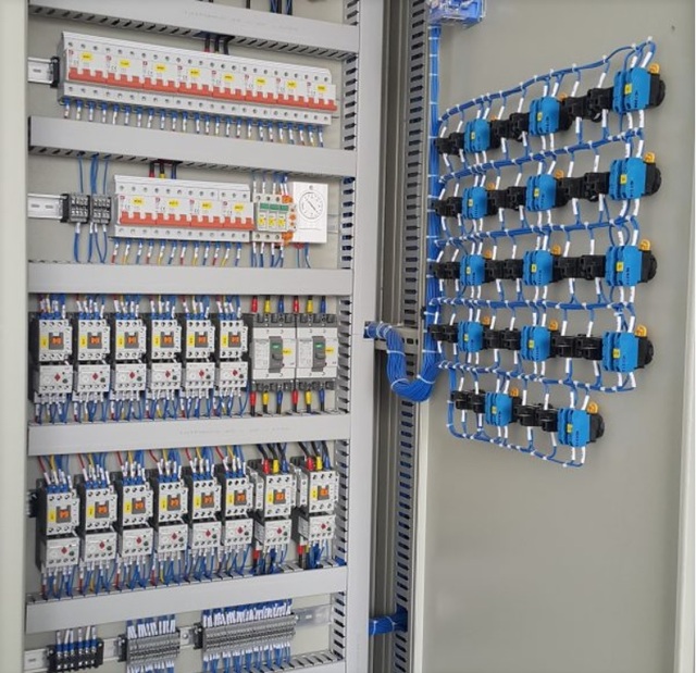 tủ điện điều khiển xử lý nước thải