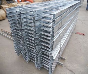 Thang cáp mạ kẽm W300xH50x1.5mm