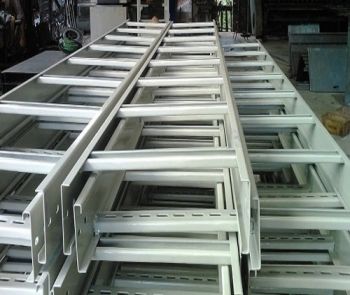 Thang cáp sơn tĩnh điện W400xH100x 1,5mm