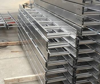 thang cáp sơn tĩnh điện