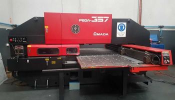 Máy đột Amada 357